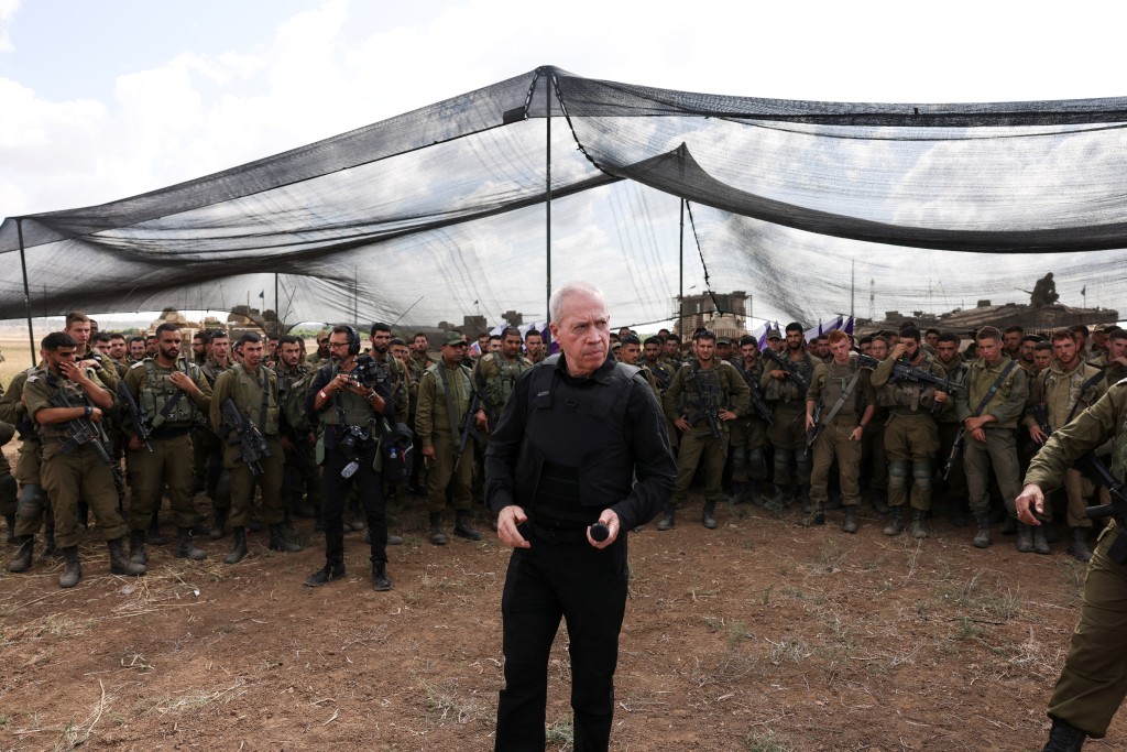 以色列防長加蘭特指，和哈馬斯的戰鬥預計還要再打至少2個月。路透社