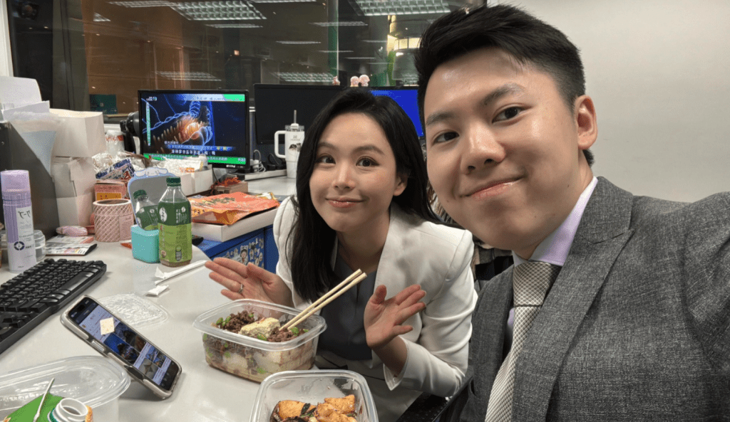 林婷婷近日於小紅書上載夫婦於新聞部齊齊進餐的合照。