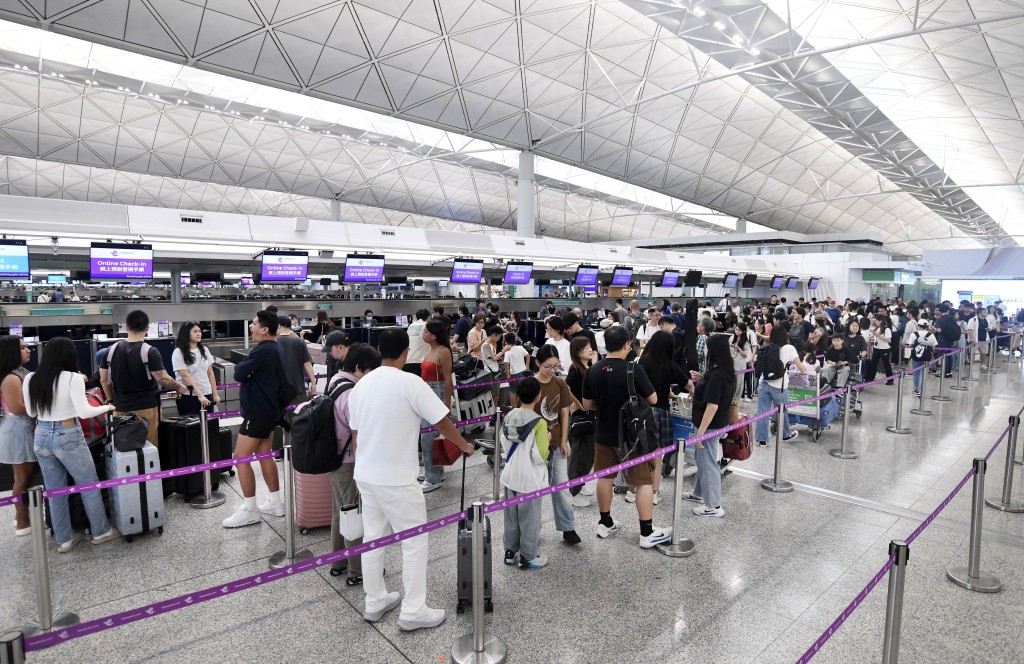 運物局：已約見航空公司了解營運情況 要求減低對乘客及機場運作的影響