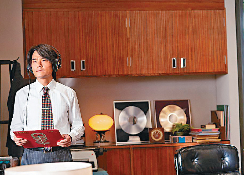 ■家棟最欣賞這個華星唱片辦公室場景,恍如進了時光隧道。