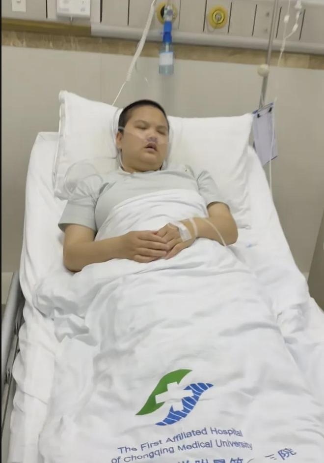 胡心瑶患上罕见的“ANCA相关性血管炎”。