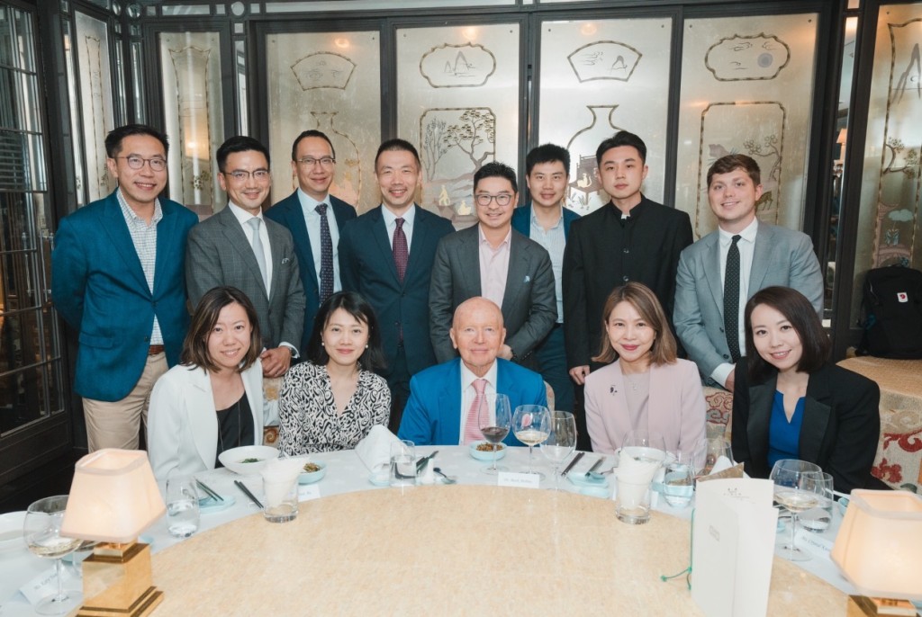 麥樸思日前會見香港的家族辦公室、投資者和商界領袖，指見到「同樣的忙碌、野心和成功決心。」（麥樸思網站圖片）  ​