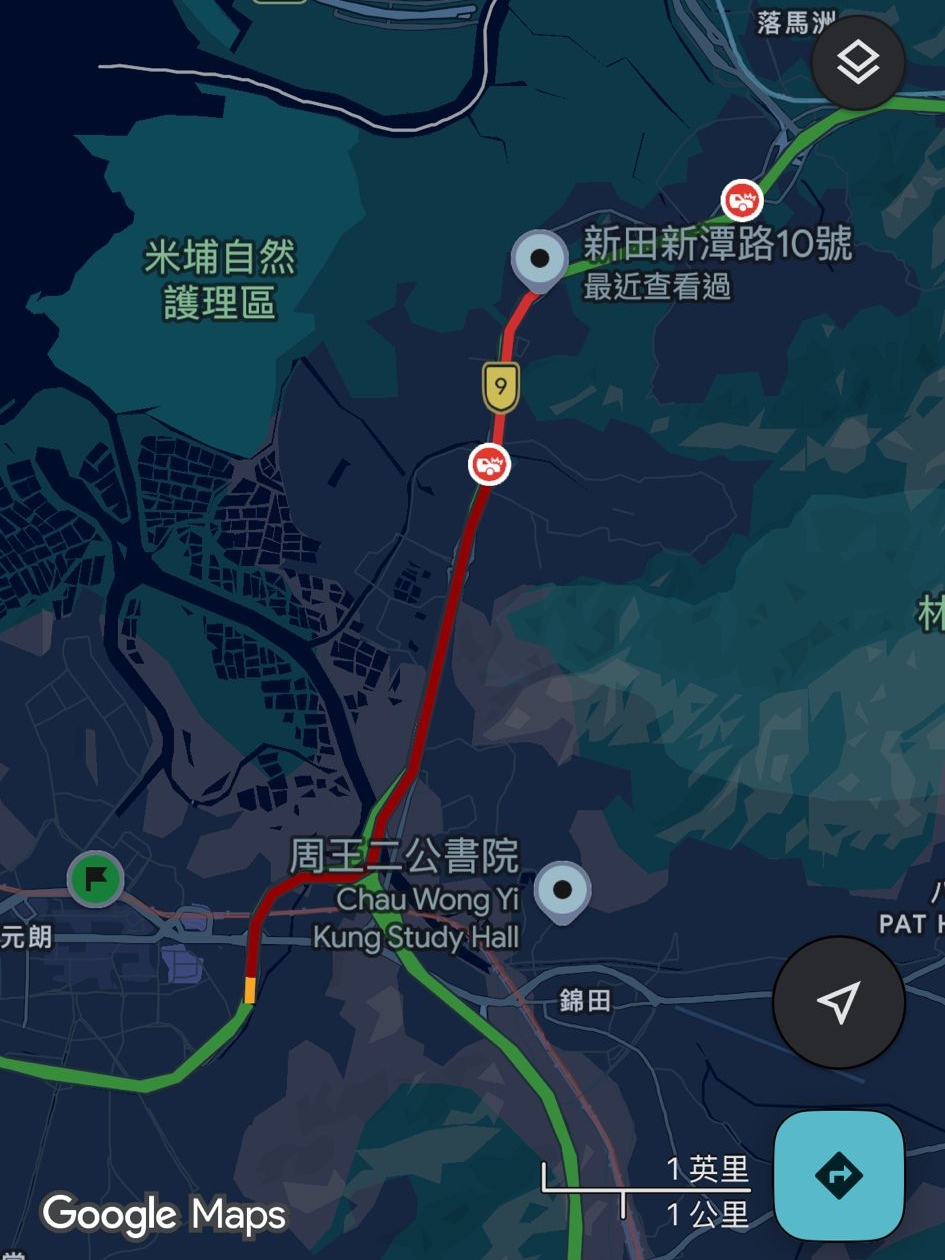 截至晚上8時15分車龍超過6公里，龍尾延至米埔新村。