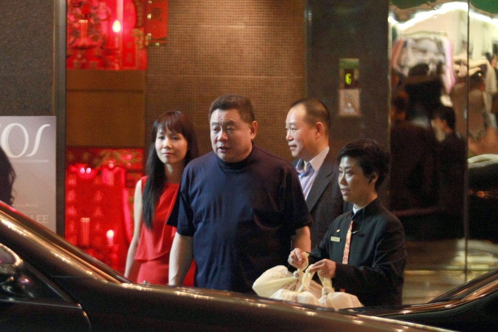 劉鑾雄宣布2014年已和呂麗君分手。
