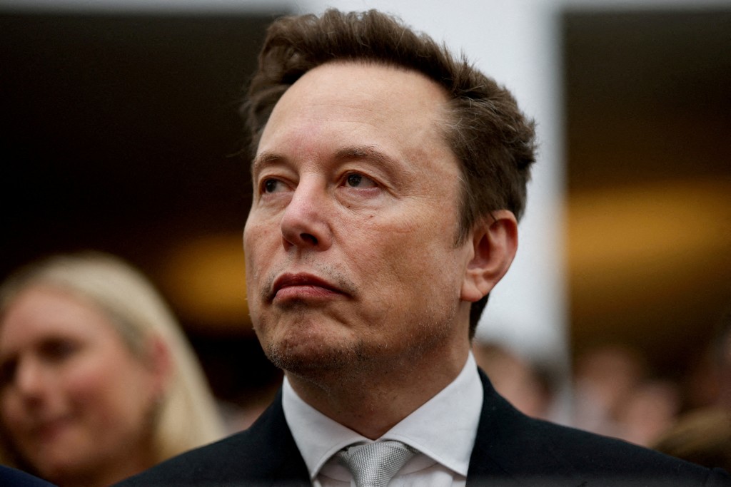 星链及星盾受限期间，SpaceX创办人马斯克（Elon Musk）及美国政府均未承认下令限制服务。路透社