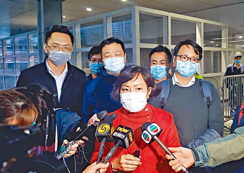 工聯會與政府商討推出措施協助市民抗疫。