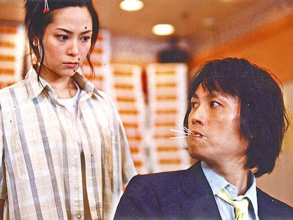 黄子华与郭羡妮合拍电影《一蚊鸡保镳》（2002年），总票房逾17.5万港元。