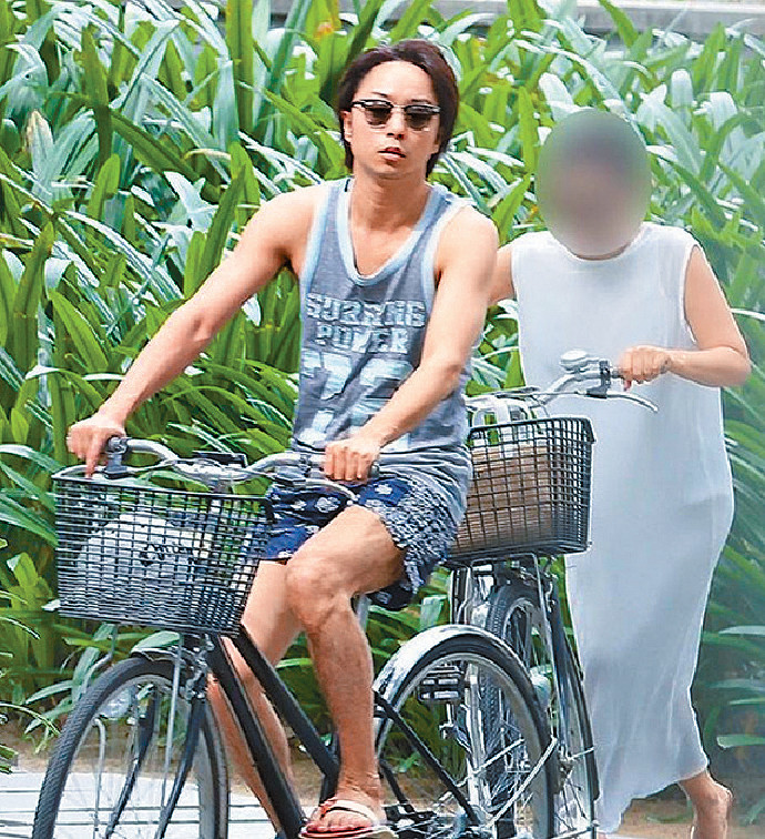 ■櫻井曾被攝得與女友外遊預支蜜月。