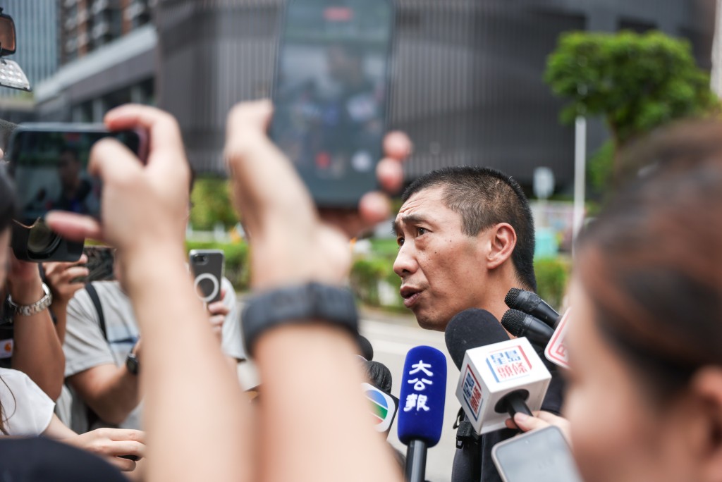 大埔宏福苑特別業主大會今日(19日)上午11時舉行。 大埔宏福苑特別業主大會今日(19日)上午11時舉行。