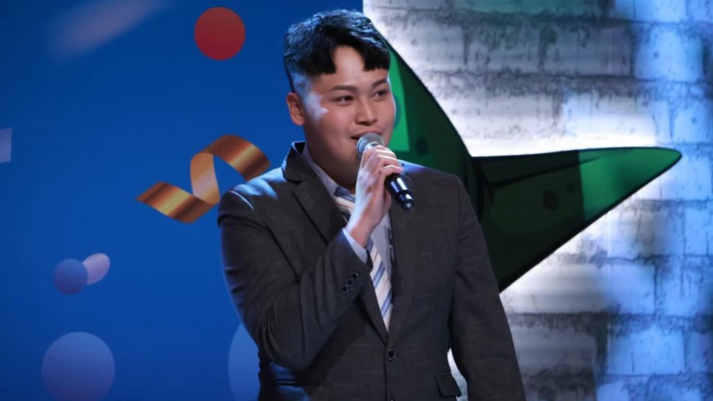 林宸佑是台灣中天新聞知名記者兼主播。IG@madrid0529