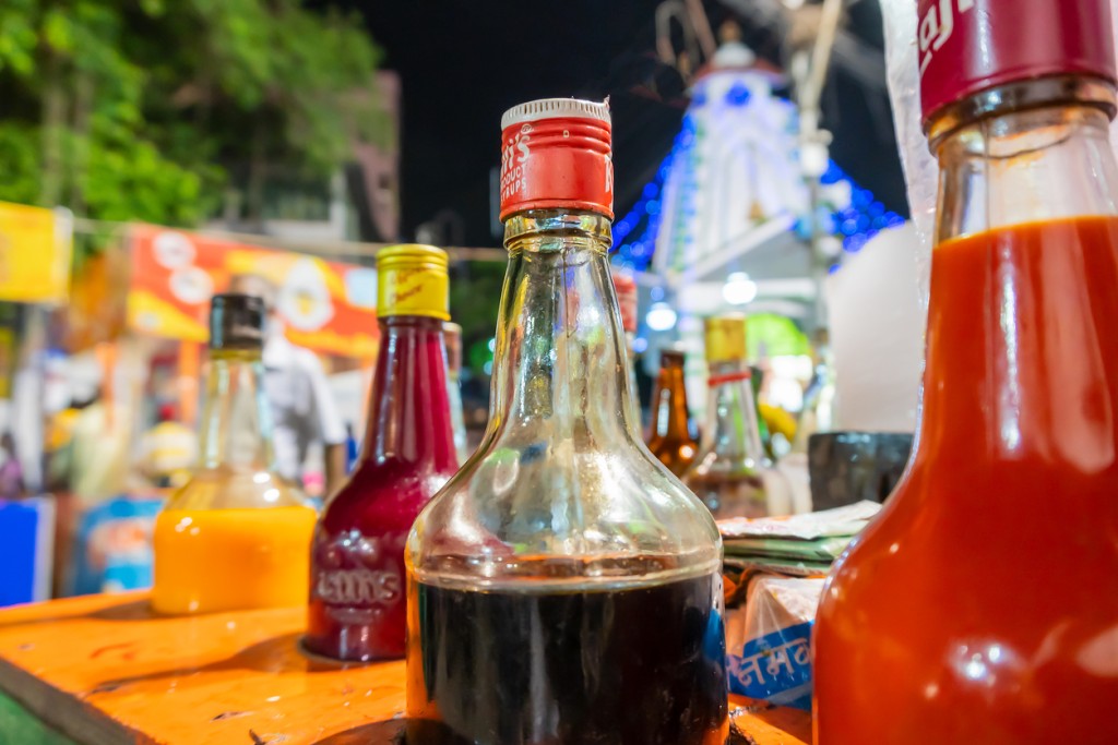 印度假酒引發集體中毒，至少9人死亡。 iStock示意圖