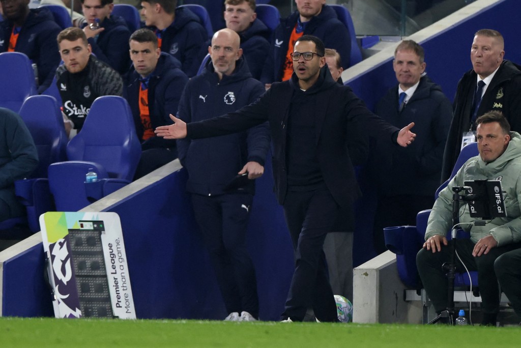 罗仙尼亚形容今晨败仗是「迄今最失望一夜」。法新社 罗仙尼亚形容今晨败仗是「迄今最失望一夜」。法新社