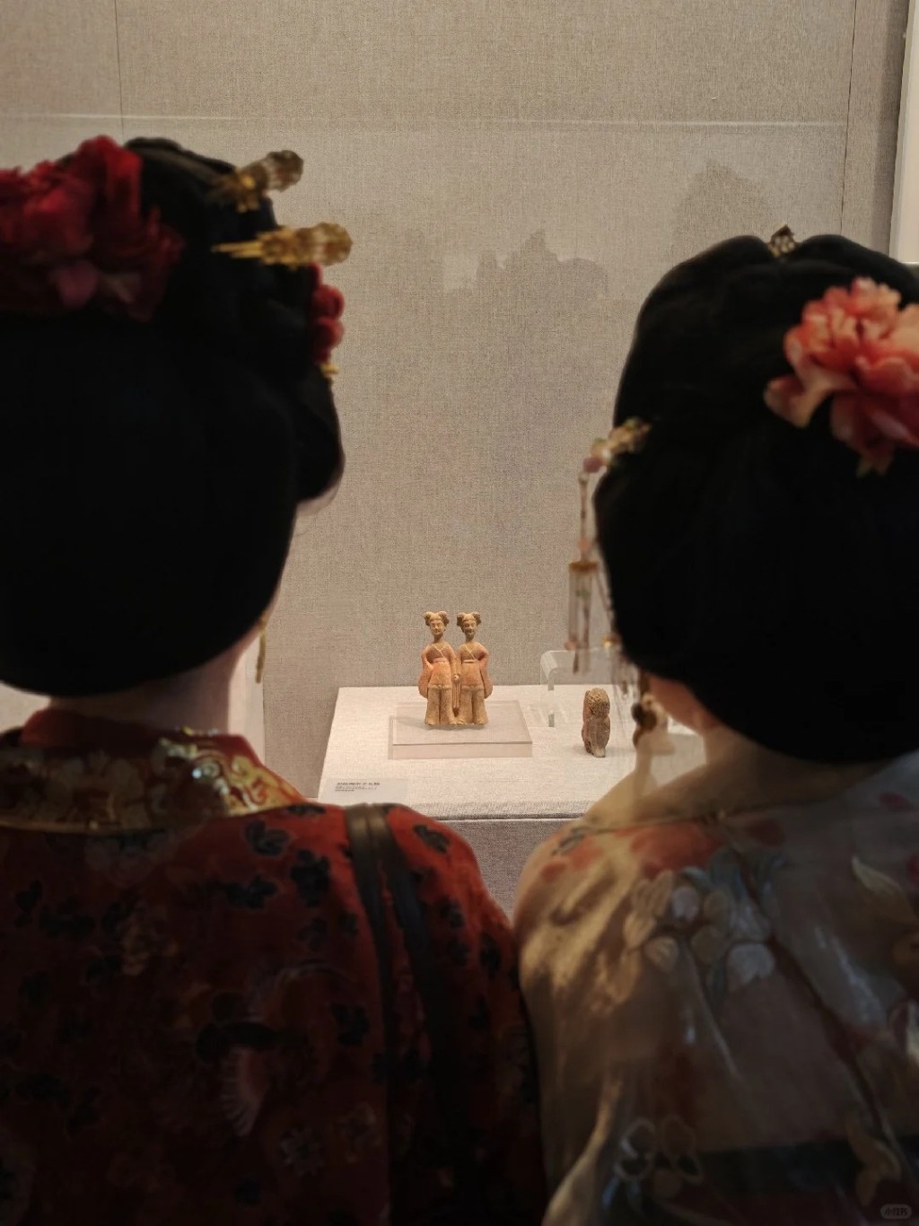 閨蜜們爭相排隊打卡。小紅書@草莓冰淇淋 閨蜜們爭相排隊打卡。小紅書@草莓冰淇淋