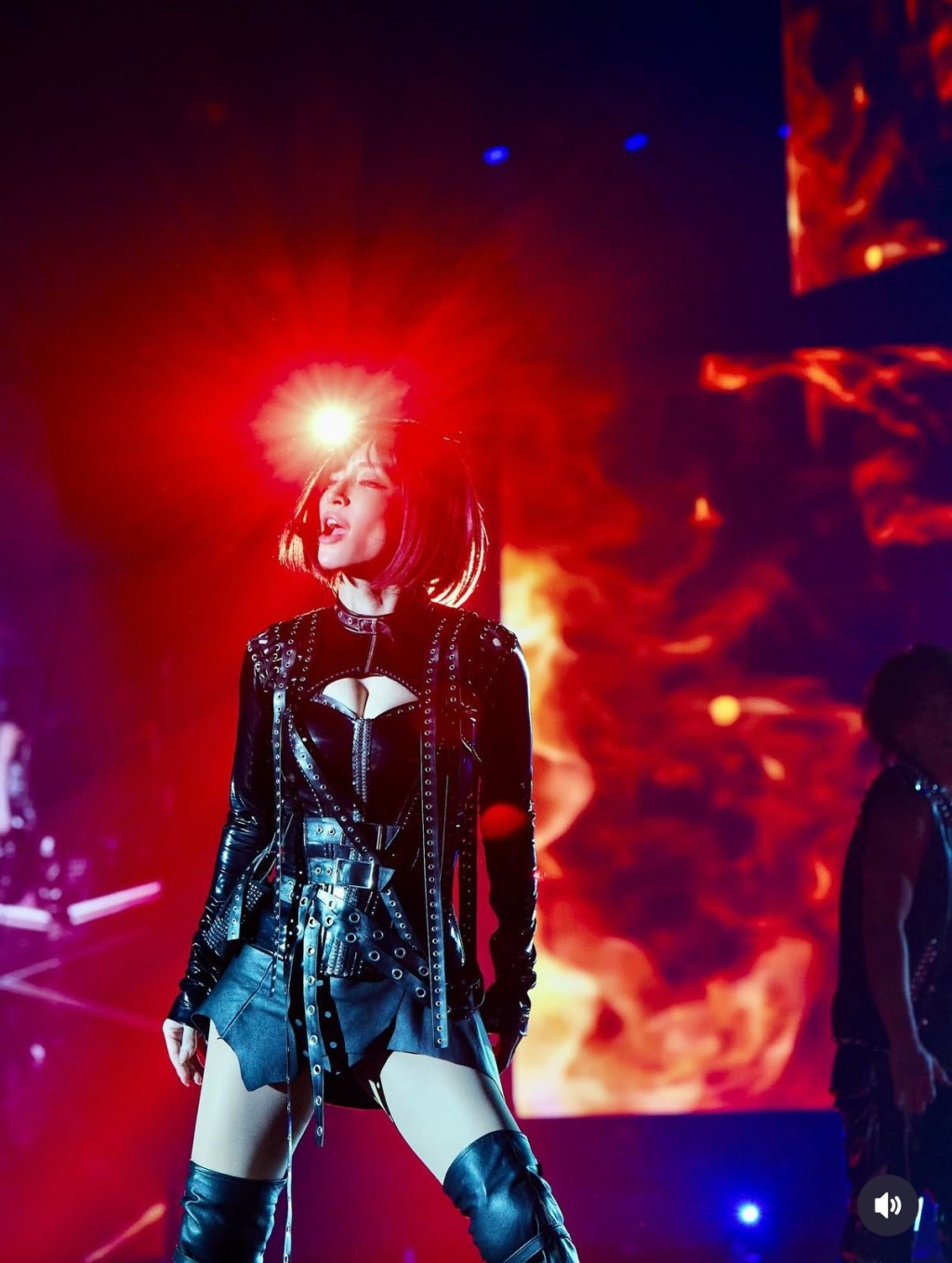 步姐形容自己過了連呼吸都困難的2025年冬天。