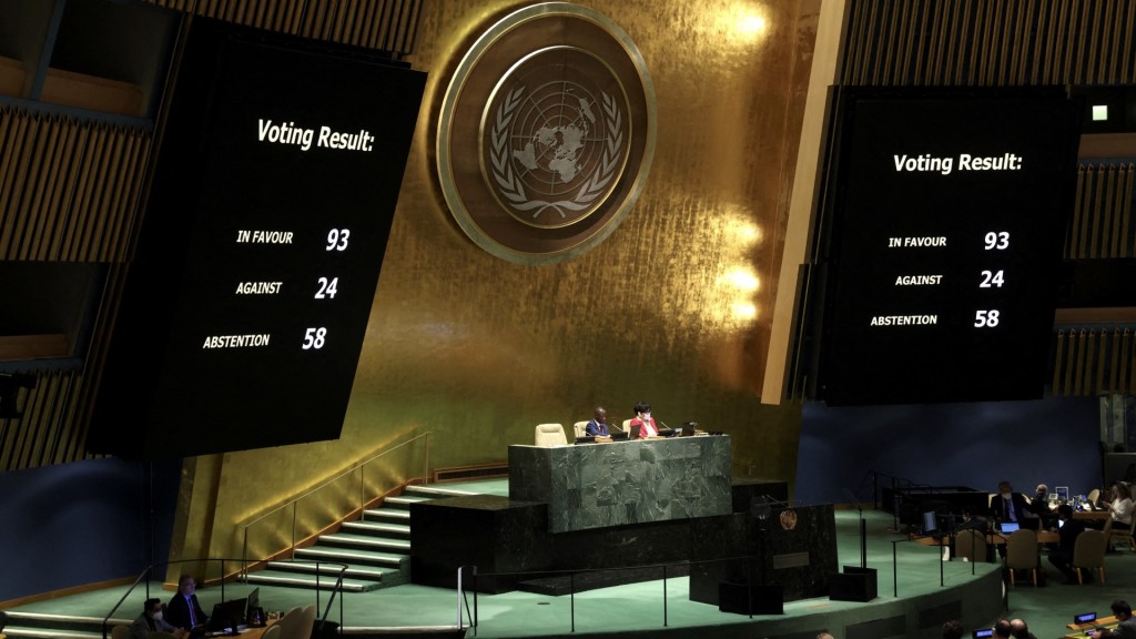 投票结果显示多数成员支持暂停俄罗斯的人权理事会成员资格。 路透社