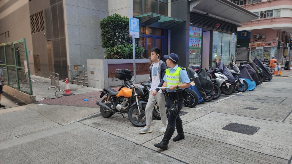 男司機拒絕送院。黎志偉攝