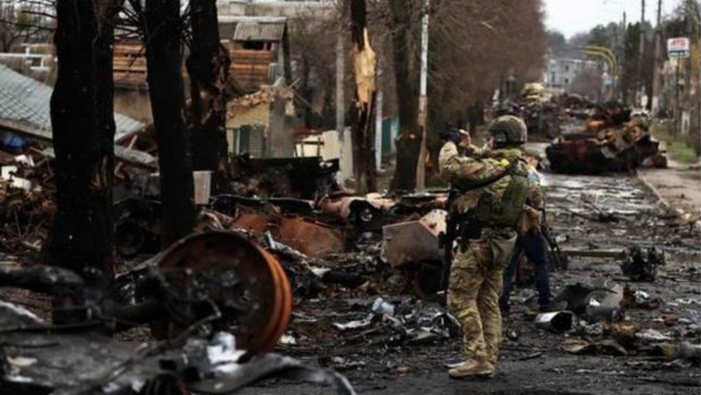 俄乌战事持续一年乌克兰多个城市遭炮火摧毁严重。路透社