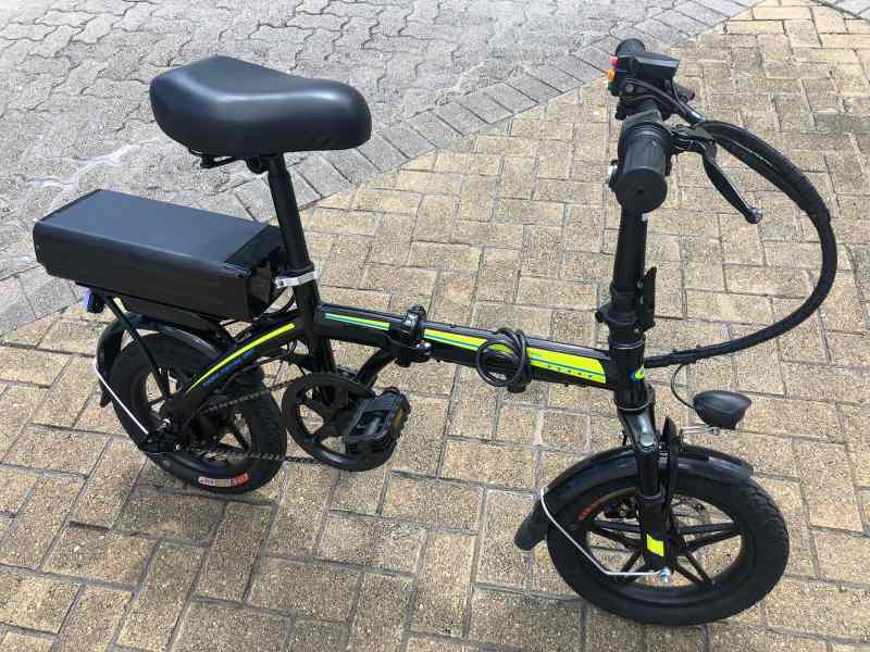 警員共扣查多部電動滑板車、電動單車及電動平衡車等。圖:警方提供