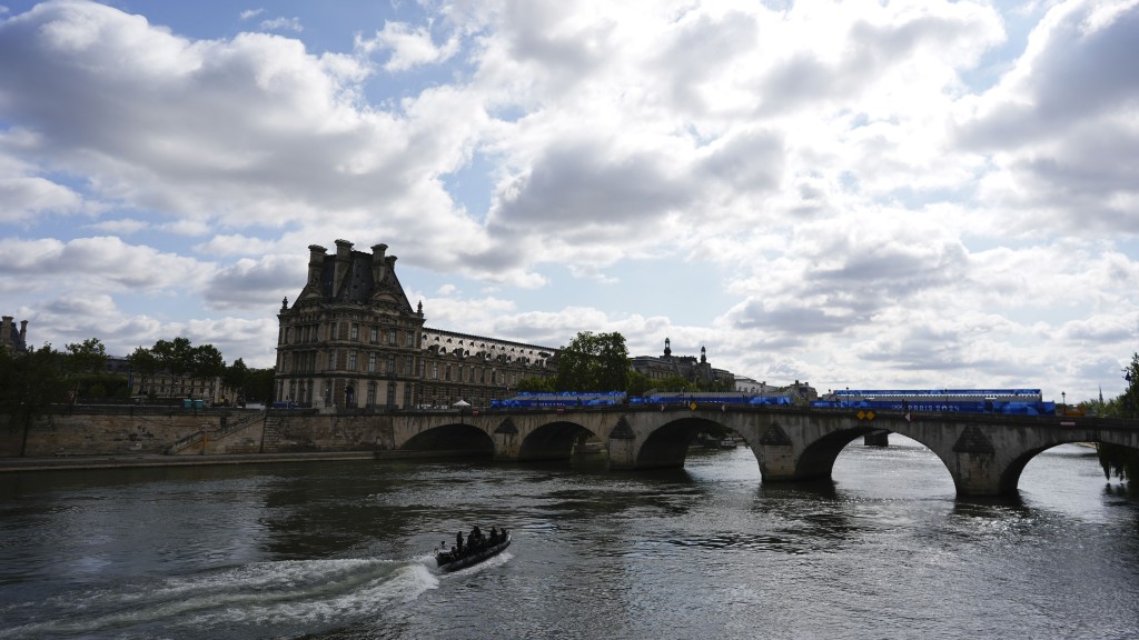 巴黎奧運開幕禮破天荒在旅遊勝地塞納河舉行。AP