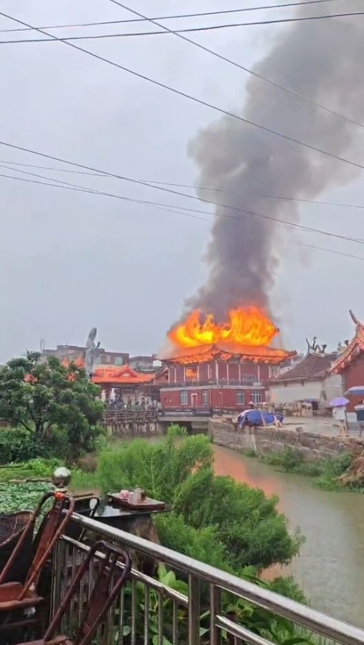 凌云殿始建于明朝初年。影片截图