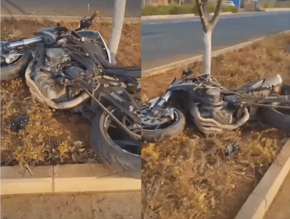 网传出车祸后，两名网红的电单车，像被火烧过，损毁严重。