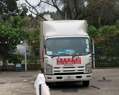 男途人上水挨撞捲車底不治。
