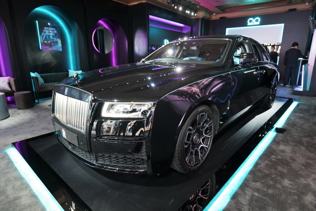 勞斯萊斯今天(1月20日)在港推出新一代Black Badge Ghost。