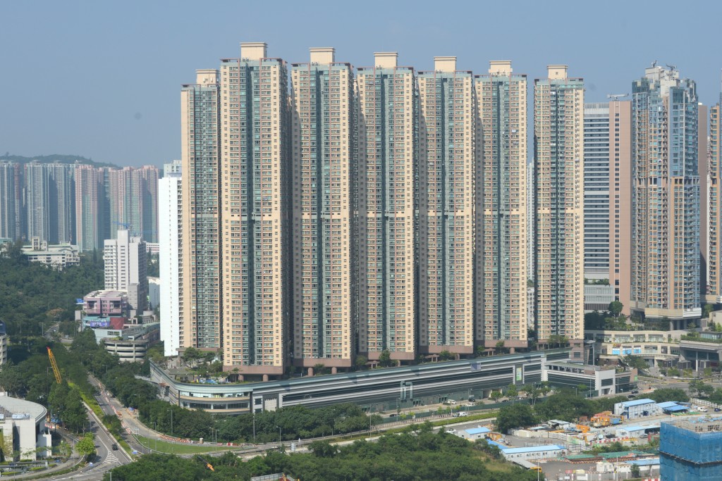 換樓客斥808萬購將軍澳中心。