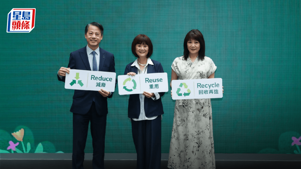 信和集團首席商務總裁蔡碧林（右）表示，五一黃金周長假期將是商場消費重點，預計人流將有單位數至雙位數增長，銷售額則有單位數升幅。