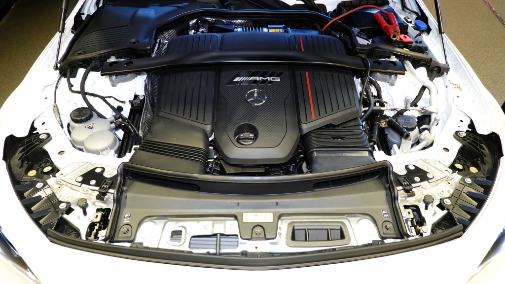 平治-AMG CLE53 Coupe雙門四驅辣跑，搭載3公升直6 Twin-turbo引擎及48V Mild-hybrid混能系統，輸出馬力449ps。