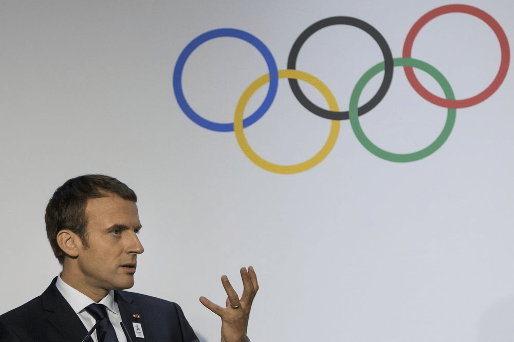 法國總統馬克龍會否阻止俄國運動員參與巴黎奧運成關注。AP資料圖