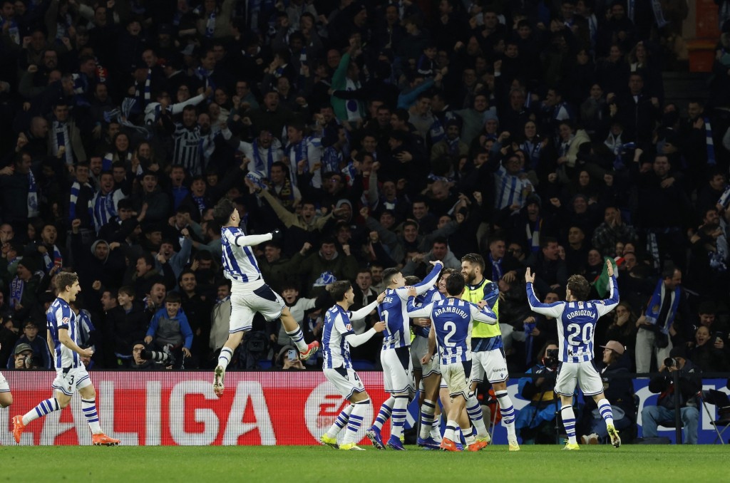 皇家苏斯达以2：1击败巴塞。路透社