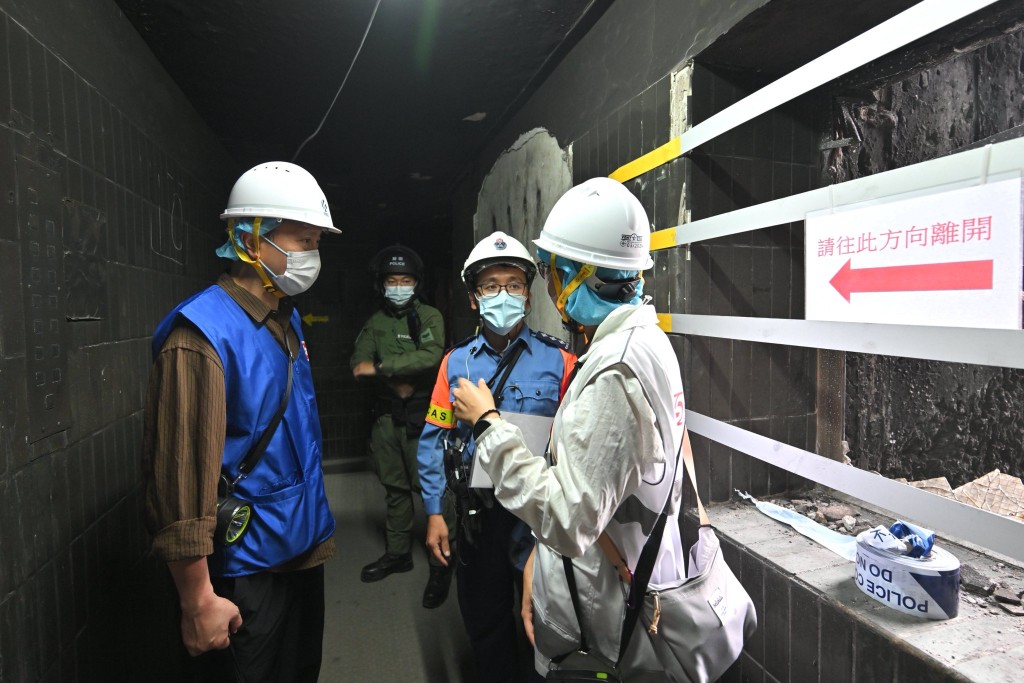 她亦稱，雖然參與「全政府動員」的公務員來自不同部門和專業範疇，但他們都同樣抱着服務市民的信念。