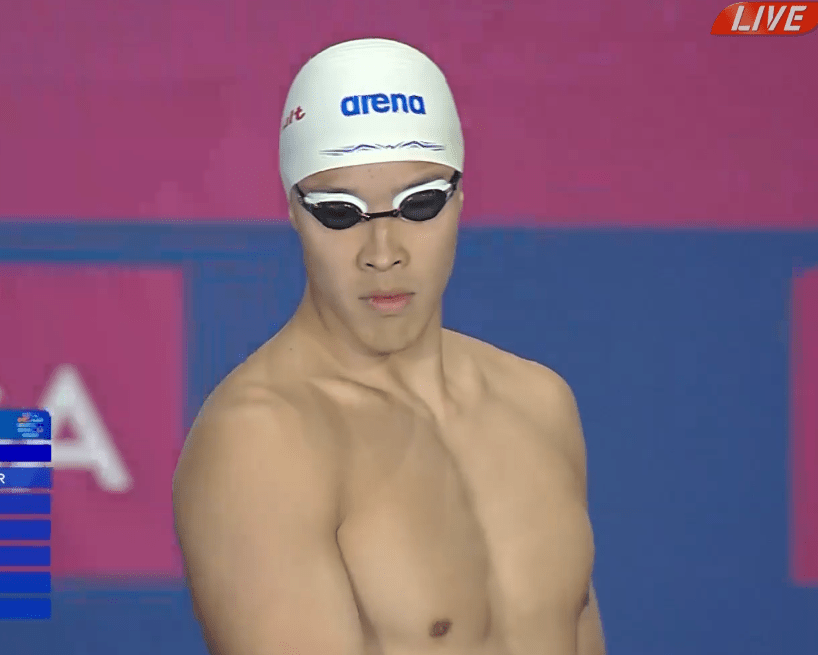 陳總教練看好Ian有力在巴黎奧運躋身50米自由泳決賽. 電視截圖