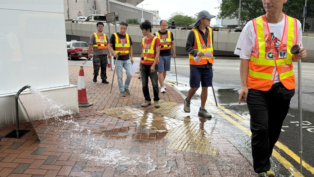 水務署派員緊急維修。