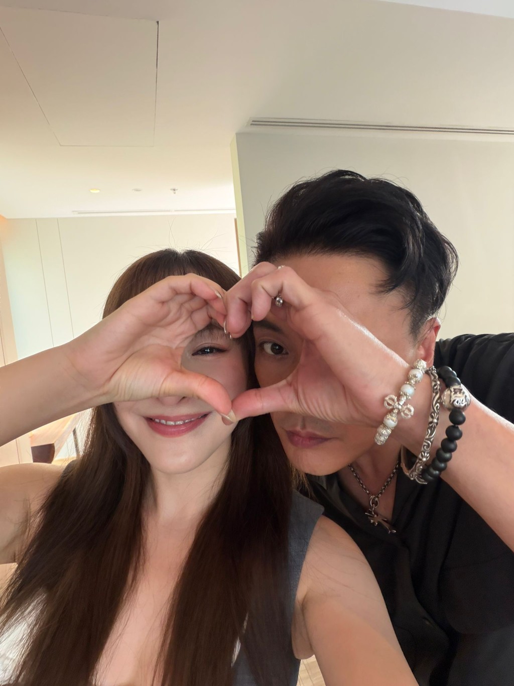 黃宗澤、陳瀅「520」派心。