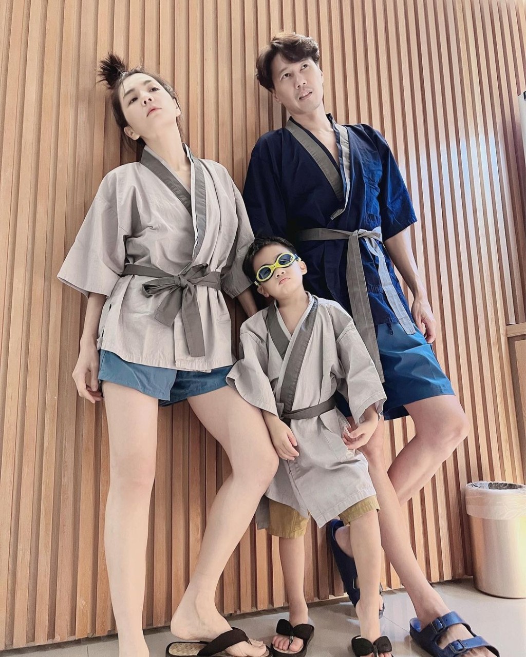 ​仔仔勁寶副墨鏡搶晒鏡！  ​