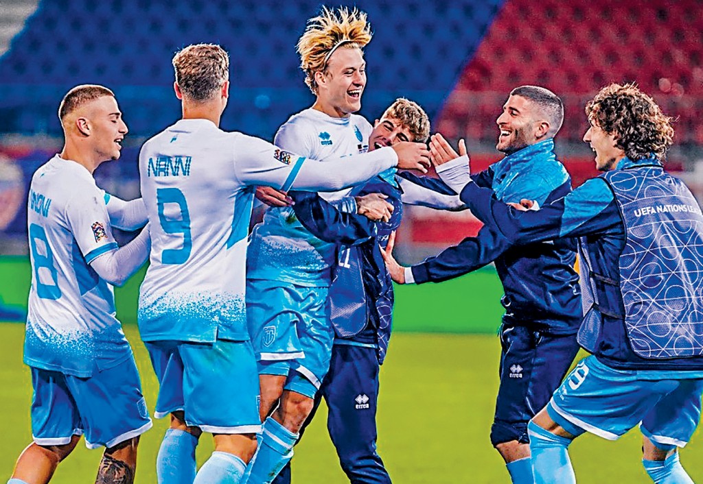 圣马力诺赢波后成小组首名，来季升上欧国联C级赛事。