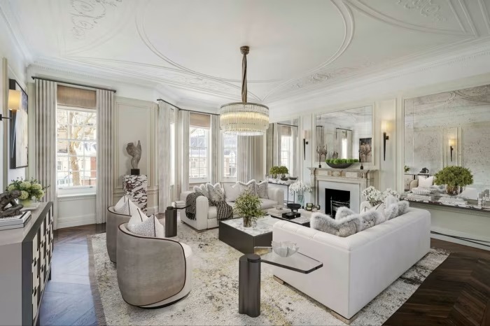 後來被改造成了住宅，配有影院、電梯和六間睡房。