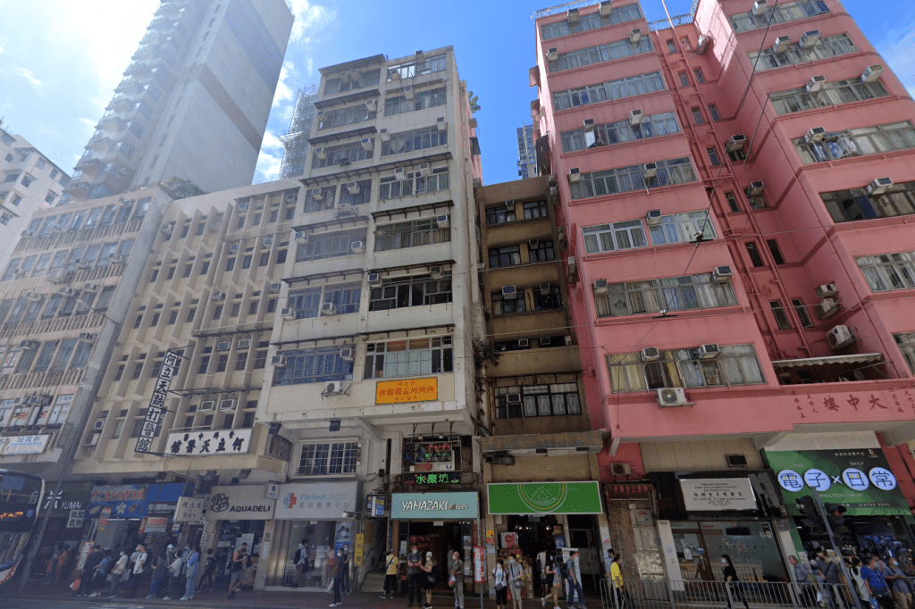 西灣河筲箕灣道104號全幢物業標售,物業具重建價值。 西灣河筲箕灣道104號全幢物業標售,物業具重建價值。