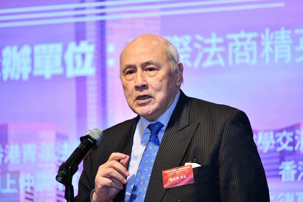 梁定邦認為獨立委員會可查找制度上的問題。 梁定邦認為獨立委員會可查找制度上的問題。