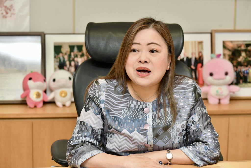 時任房屋署署長羅淑佩曾公開回應，指「何伯唔應該喺公屋度住」。資料圖片