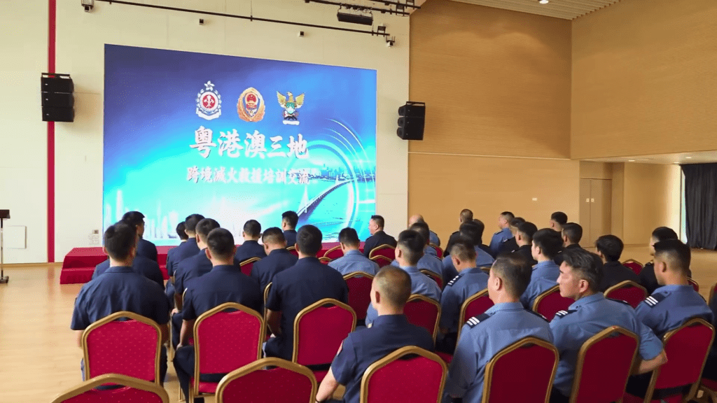 粵澳消防早前參與歡迎儀式。保安局FB 粵澳消防早前參與歡迎儀式。保安局FB