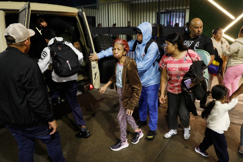 居民隨後撤離。美聯社圖片