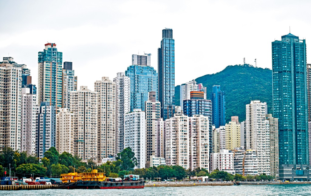 本報追蹤20個指標屋苑單位有15個按月跌0.29%至3.76%。