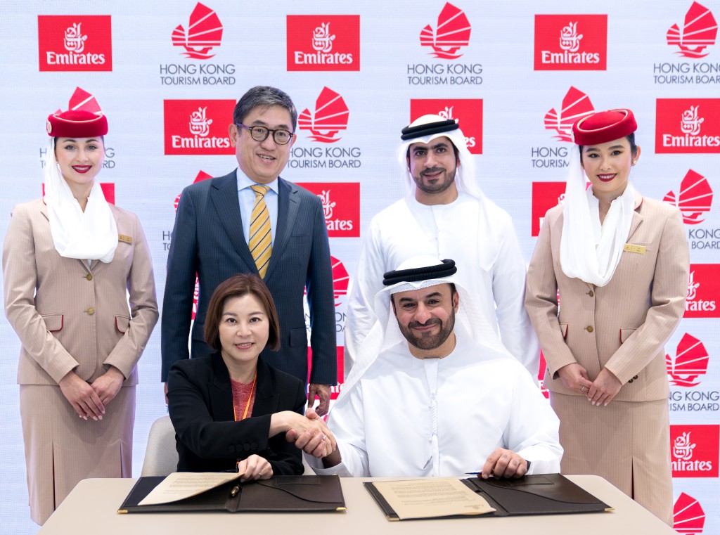 局方與「阿聯酋航空」及當地的線上旅行社「Dnata Travel Group」分別簽署合作備忘錄。