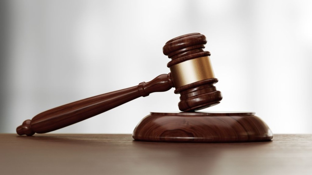 湖北父子向境外販運敏感化學品，分別被判囚6年及5年半。iStock