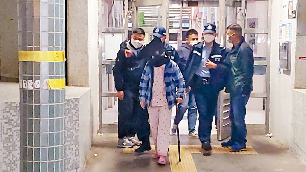 警方以涉嫌謀殺拘捕死者年逾七旬的父母。
