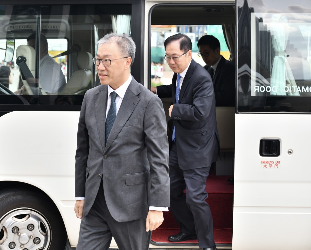 獨立委員會主席陸啟康。