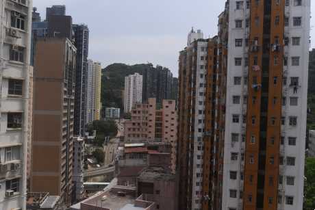 從單位可見附近樓景。